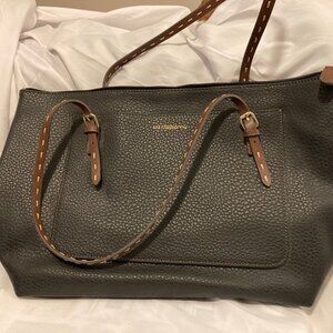 NWOT Liz Claiborne Tote!